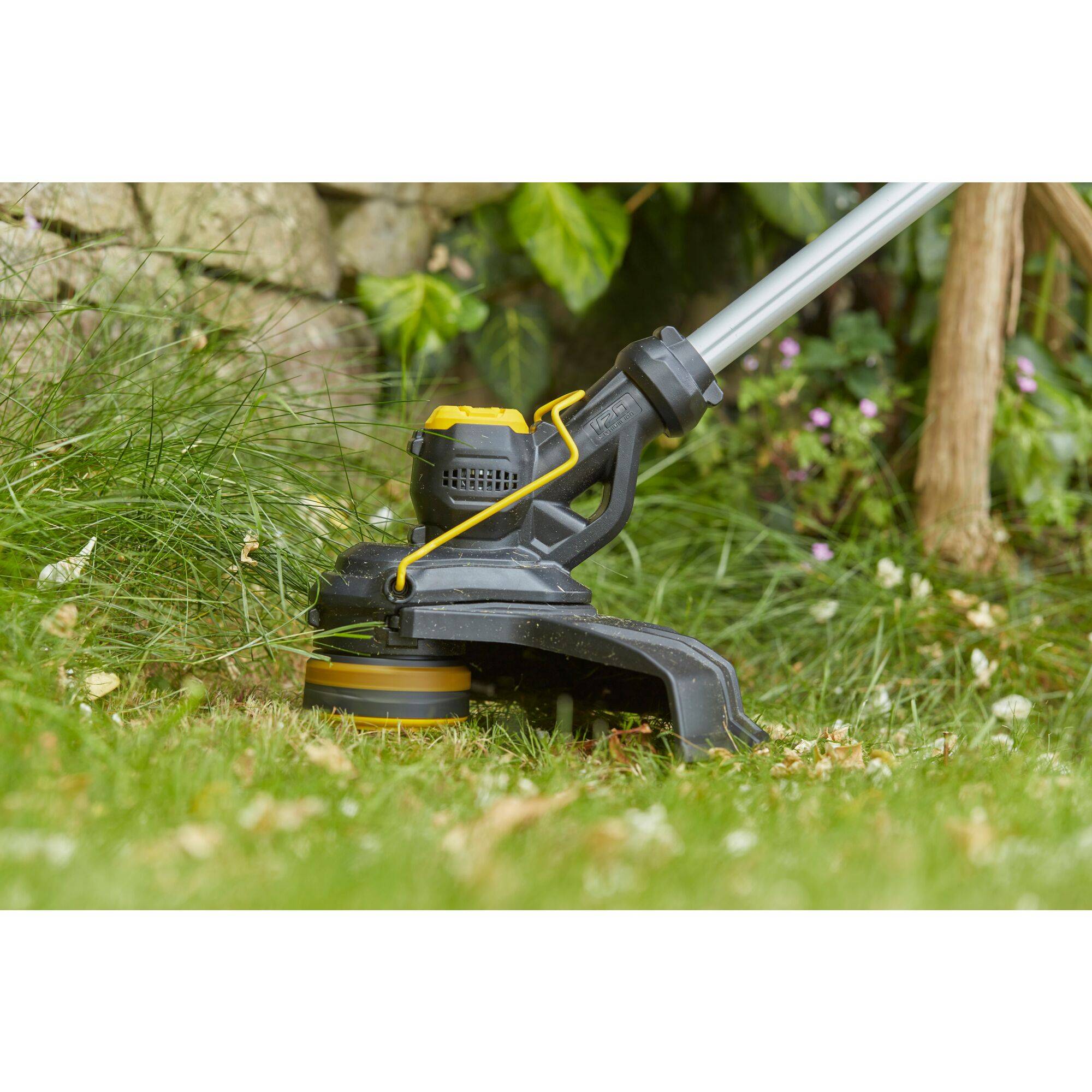stanley - Coupe-Bordures 33cm 18V STANLEY FATMAX V20 SFMCST933B-XJ Sans Batterie ni Chargeur - Image 2