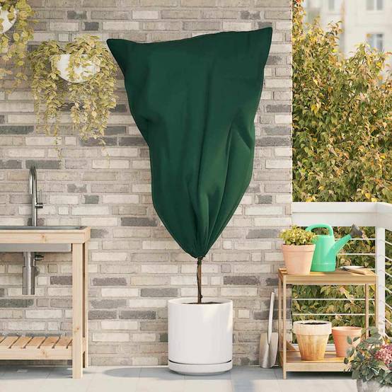 Lot 10 Housses Hivernage Individuelles Polypropylène Cordon Serrage Protection Gel Plantes Vert 0,8x1,2m – ComfortXL Outdoor Living - Image 1