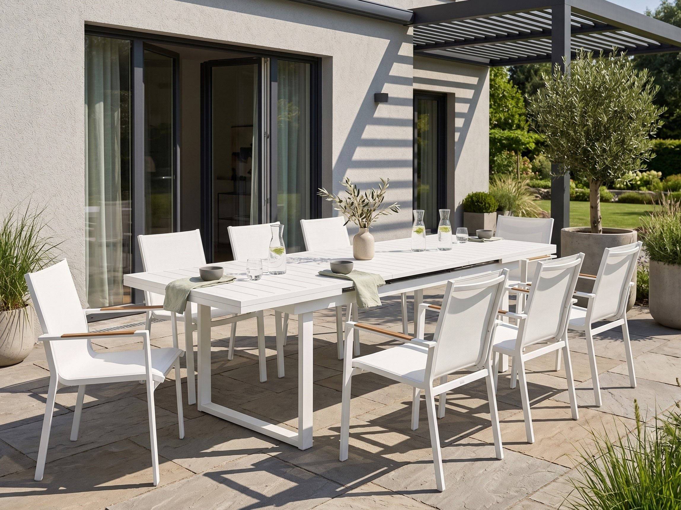 Beliani - Set de salle à manger, 8 Personnes Aluminium Blanc VALCANETTO/BUSSETO - Beliani - Image 1