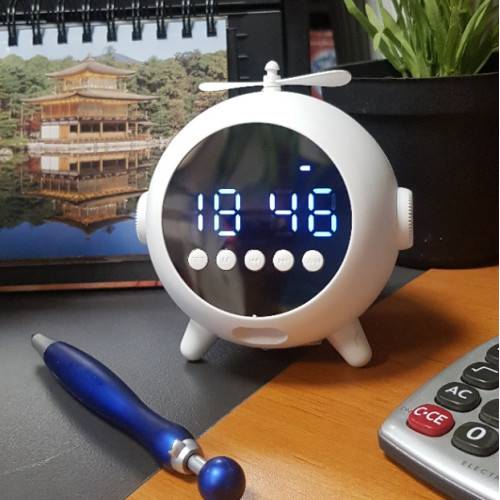 Inovalley - Radio-réveil design HP Bluetooth Blanc Heliclock - Image 2