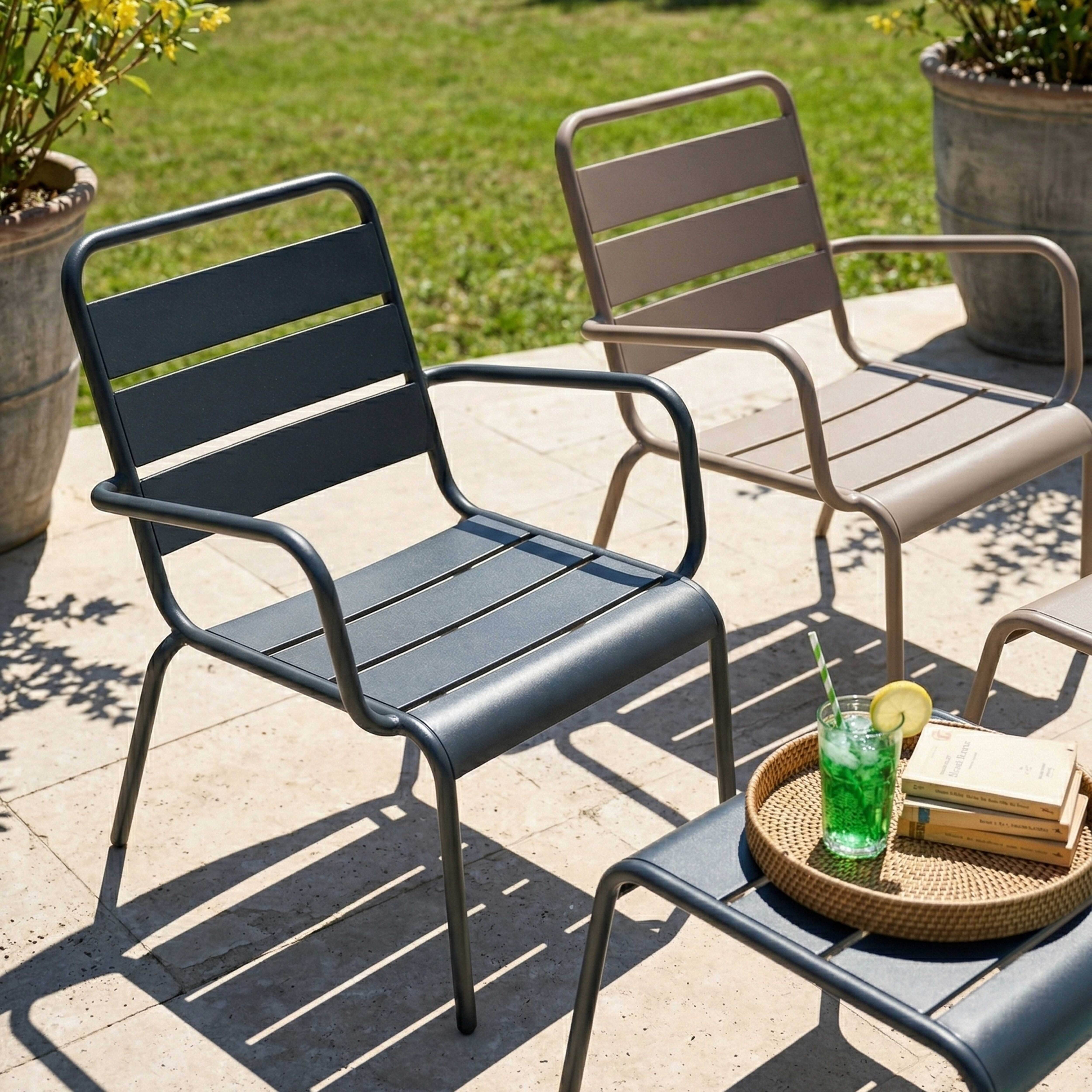 Oviala - Lot 2 fauteuils relax avec repose-pieds métal gris et taupe Palavas - Oviala - Image 3