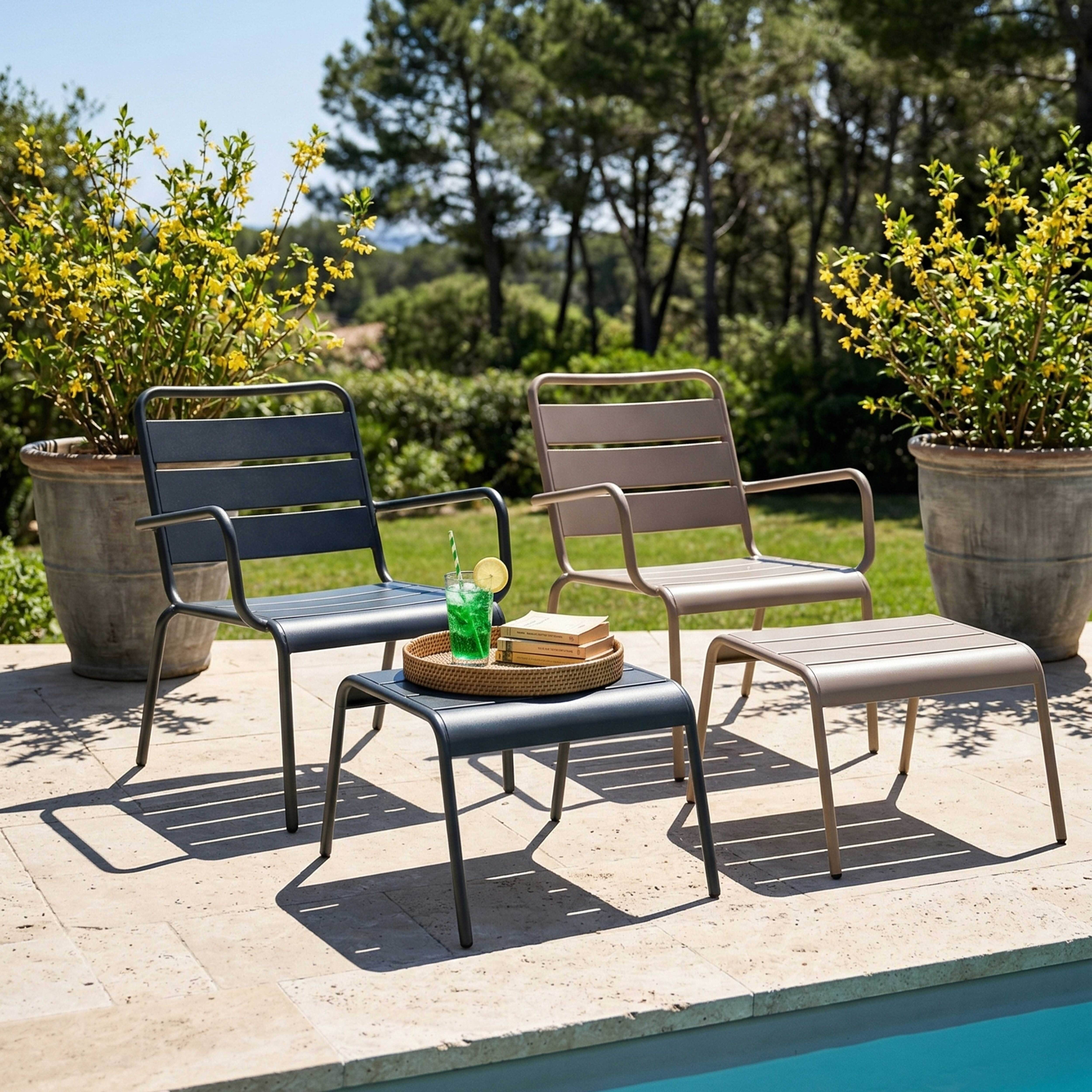 Oviala - Lot 2 fauteuils relax avec repose-pieds métal gris et taupe Palavas - Oviala - Image 2