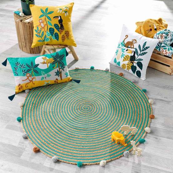 Tapis Enfant à Pompons Déco "Baloo" 90cm Vert - Image 3