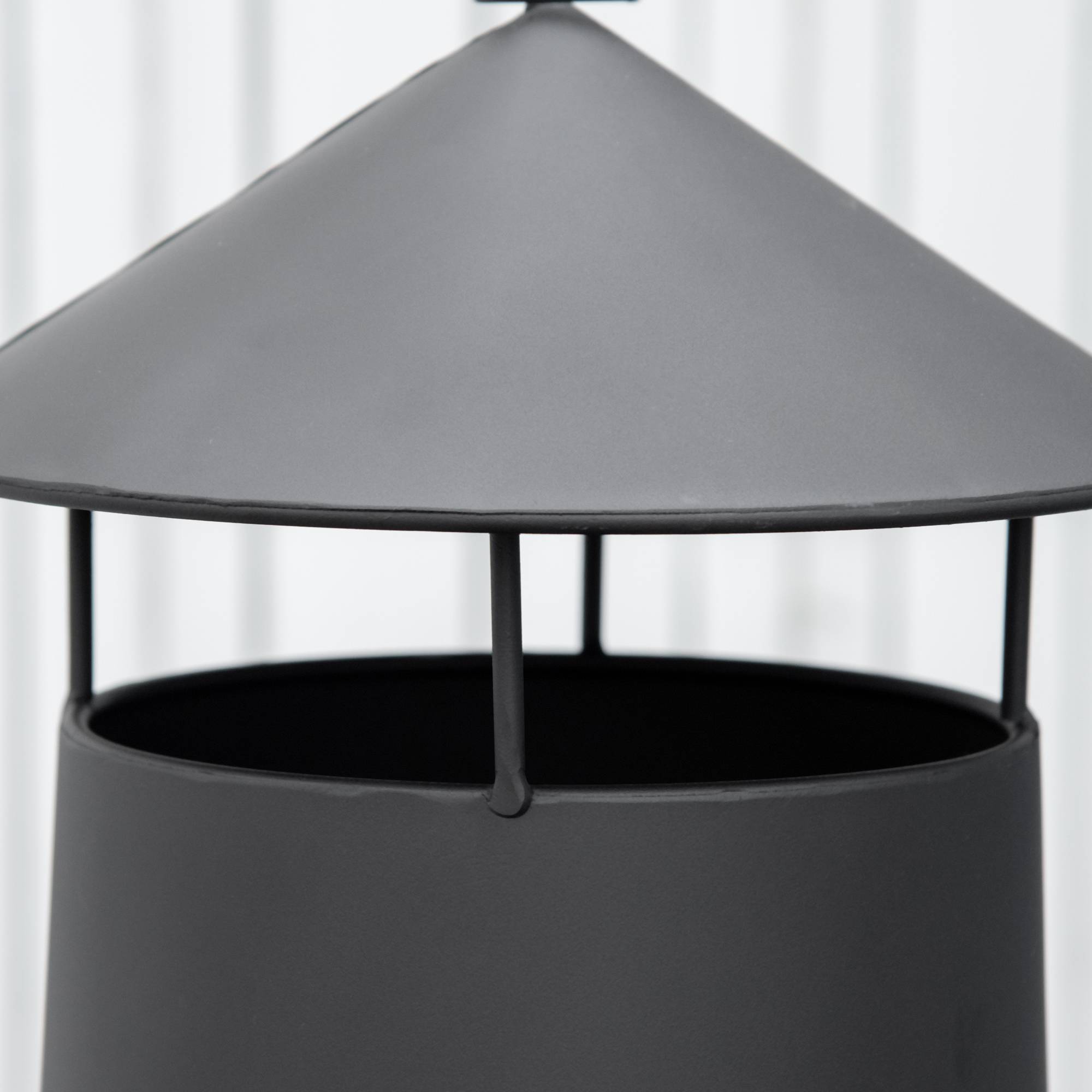 Outsunny - Brasero cheminée d'extérieur H.133 Ø 45 cm tisonnier large foyer - espace de rangement pour bûches - métal noir - Outsunny - Image 6