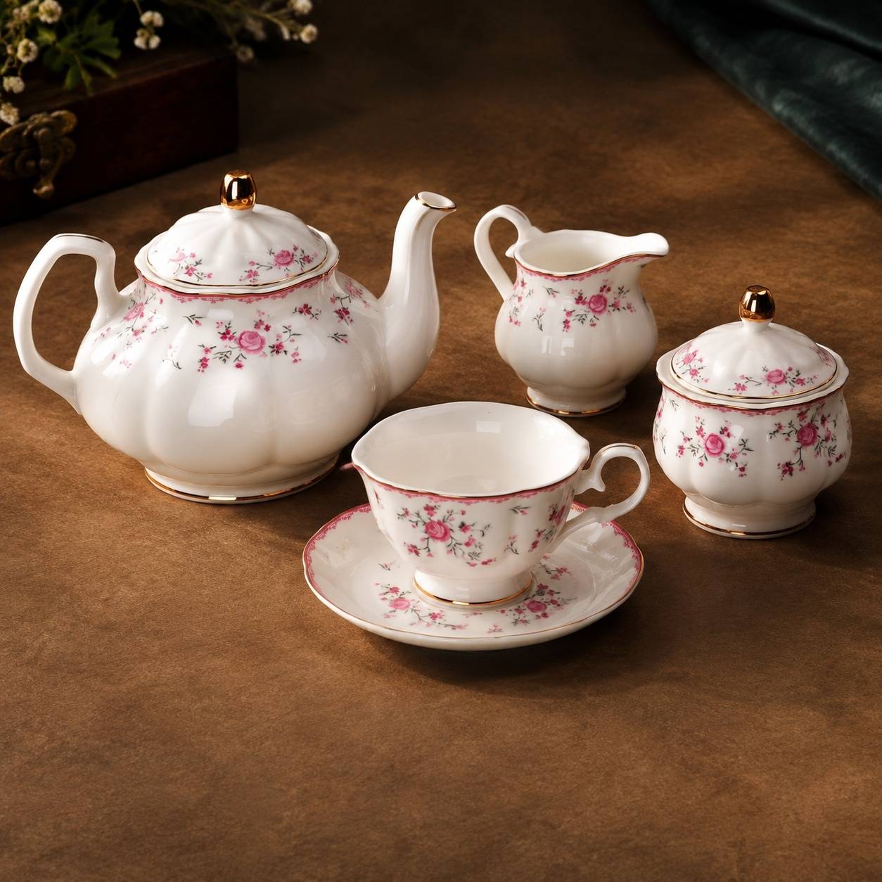 Service à Thé en Porcelaine 6 Personnes Rouge avec Théière et Accessoires - Image 6
