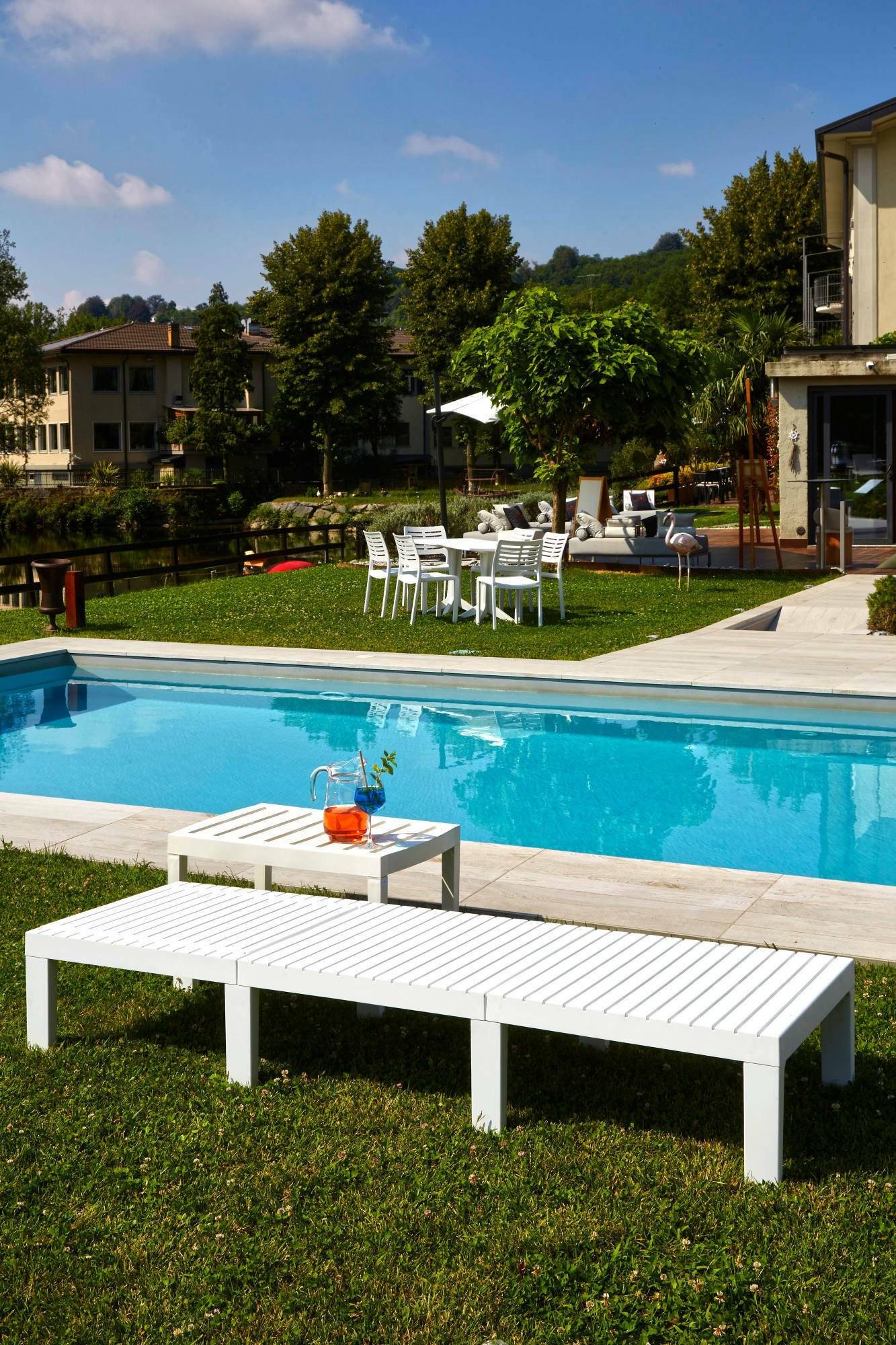 Dmora - Dmora Bains de soleil Caserta, Transat de jardin réglable, Lit d'extérieur, 100% Made in Italy, Cm 195x65h78, Blanc, avec emballage renforcé - Image 4
