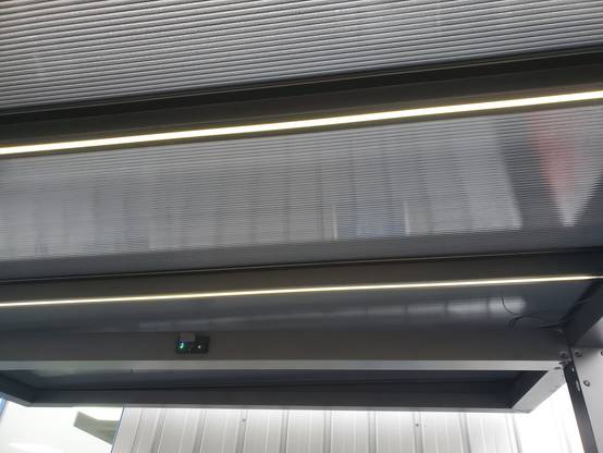 Carport aluminium 5,15mx 3m GREEN OUTSIDE coloris noir 1 place avec eclairage LED - Image 3