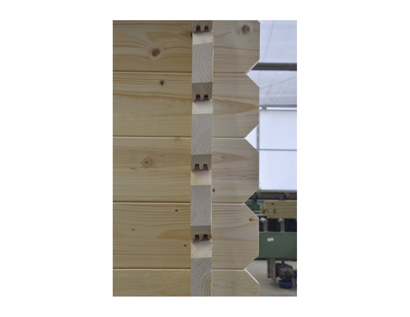 Altanka - Abri de jardin en bois - 4x4 m + terrasse avec balustrade et avant-toit en bois - 24 m2 - DOM611+DOM617+DOM545+POD04 - ALTANKA - Image 7