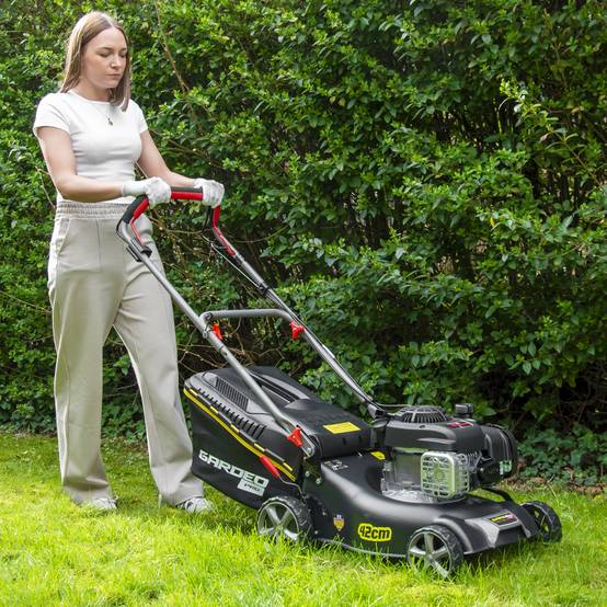 Gardeo Pro - Tondeuse thermique autotractée 144.3cc - 42cm livrée avec 2 lames + mulching - Gardeo Pro - Image 5