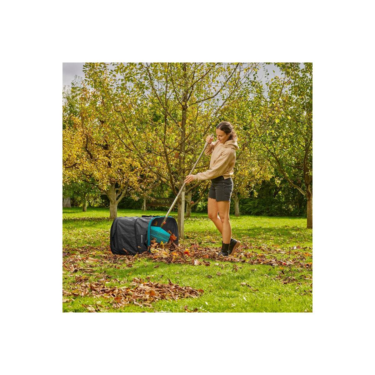Gardena - Sac à Déchets Verts PopUp 127 L : L'Allié Ergonomique du Jardinier - Image 4