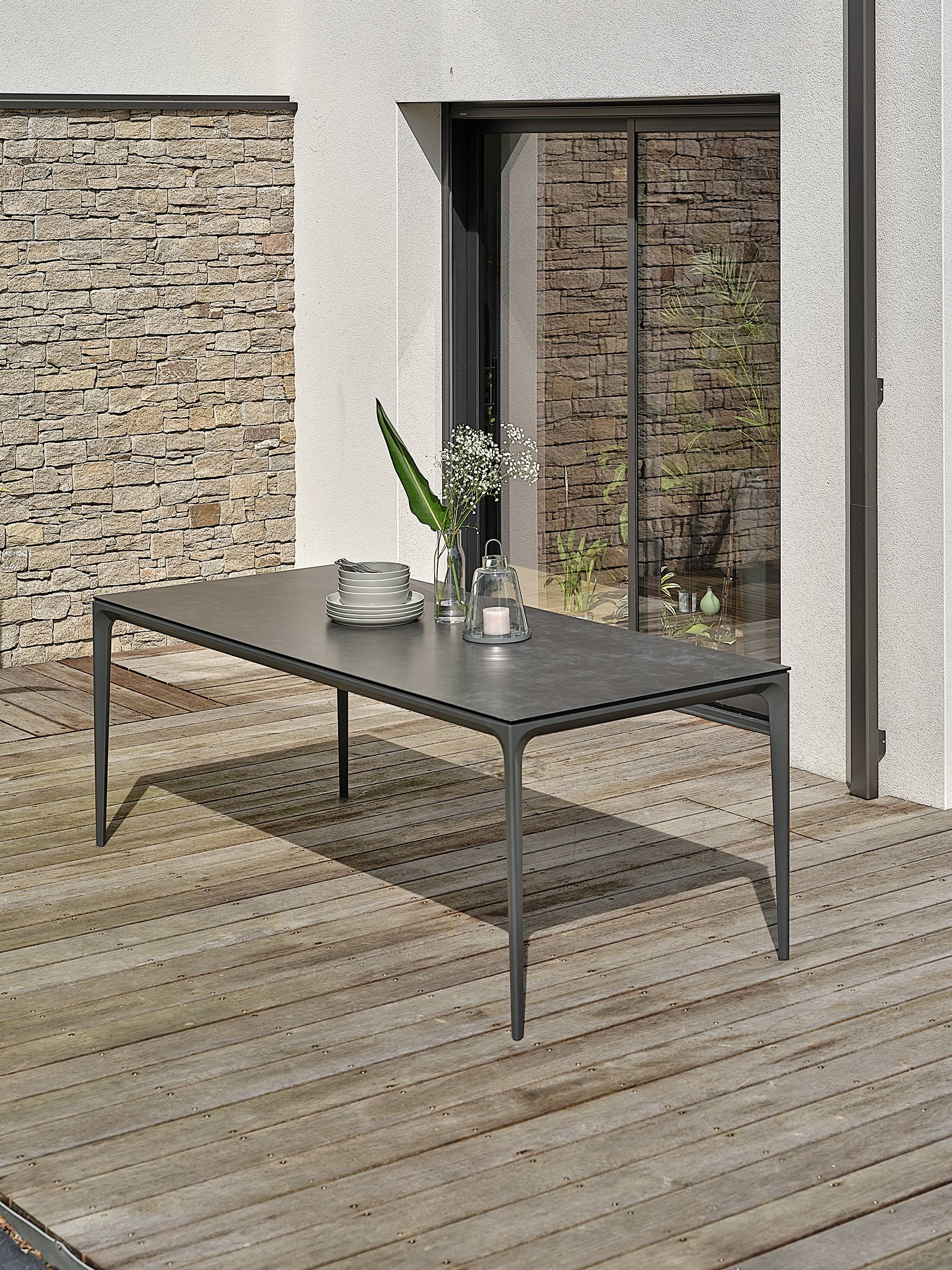 REMARQUABLE - Table de jardin TIGUA avec plateau en céramique sur verre - ANTHRACITE - REMARQUABLE - Image 2