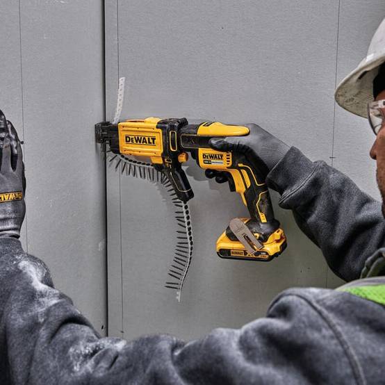 Visseuse plaques de plâtre 18V avec chargeur de vis en TSTAK - DEWALT - avec 2 batteries 18V 2.0Ah + Chargeur - coffret - DCF620D2K - Image 4