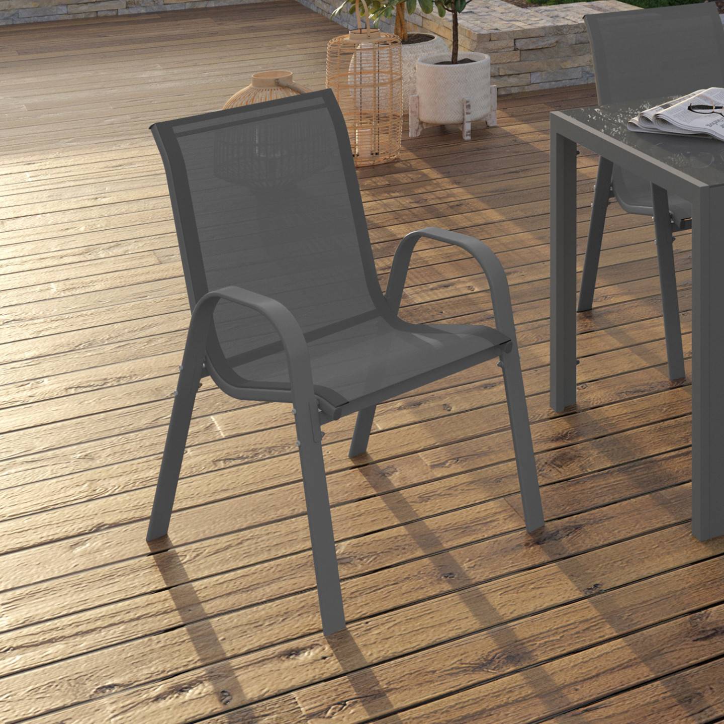 Lot de 4 chaises de jardin LYMA métal et textilène empilables gris anthracite - Image 1