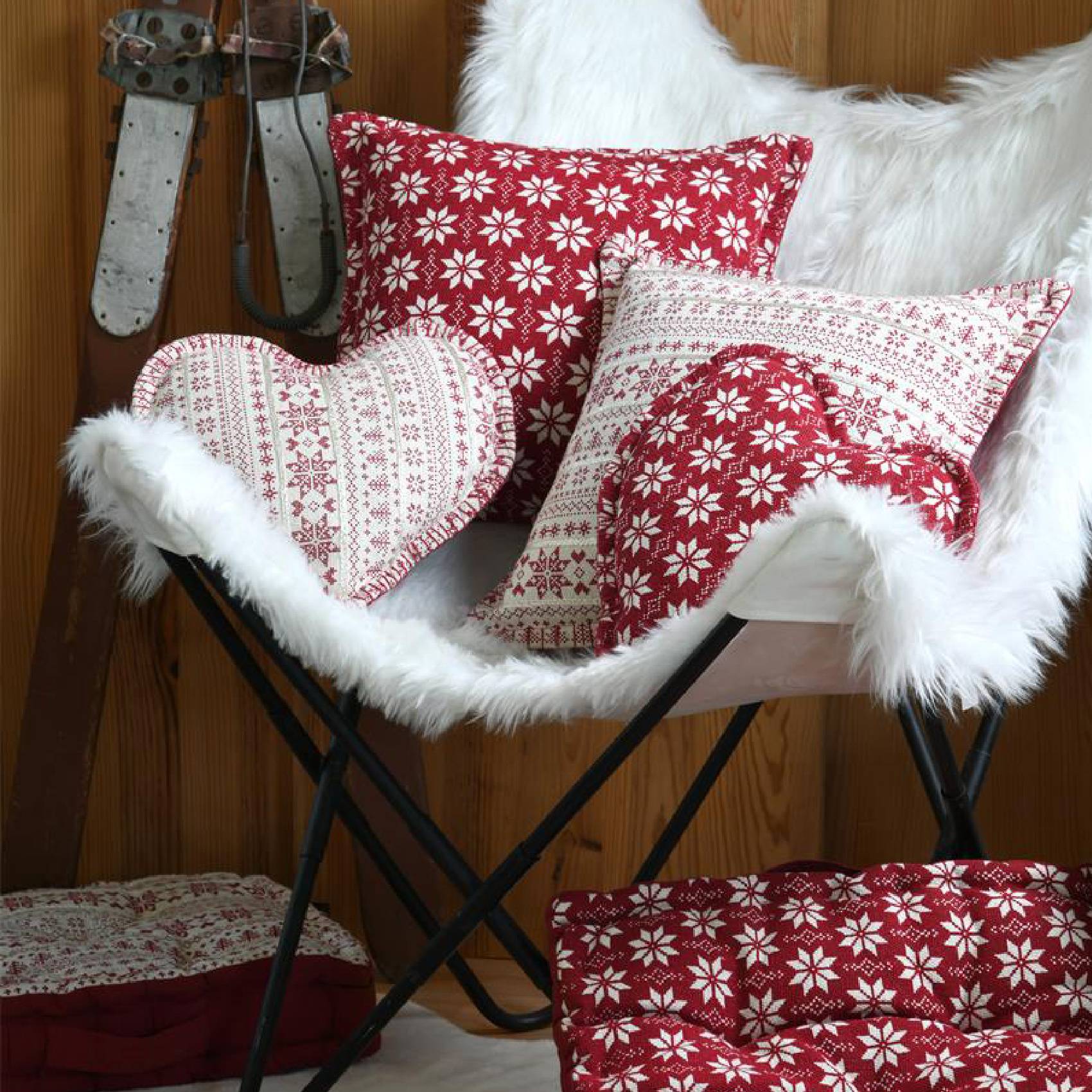 Lovely Casa - Coussin coeur esprit chalet traditionnel - LOVELY CASA - Coton - Rouge - Image 2