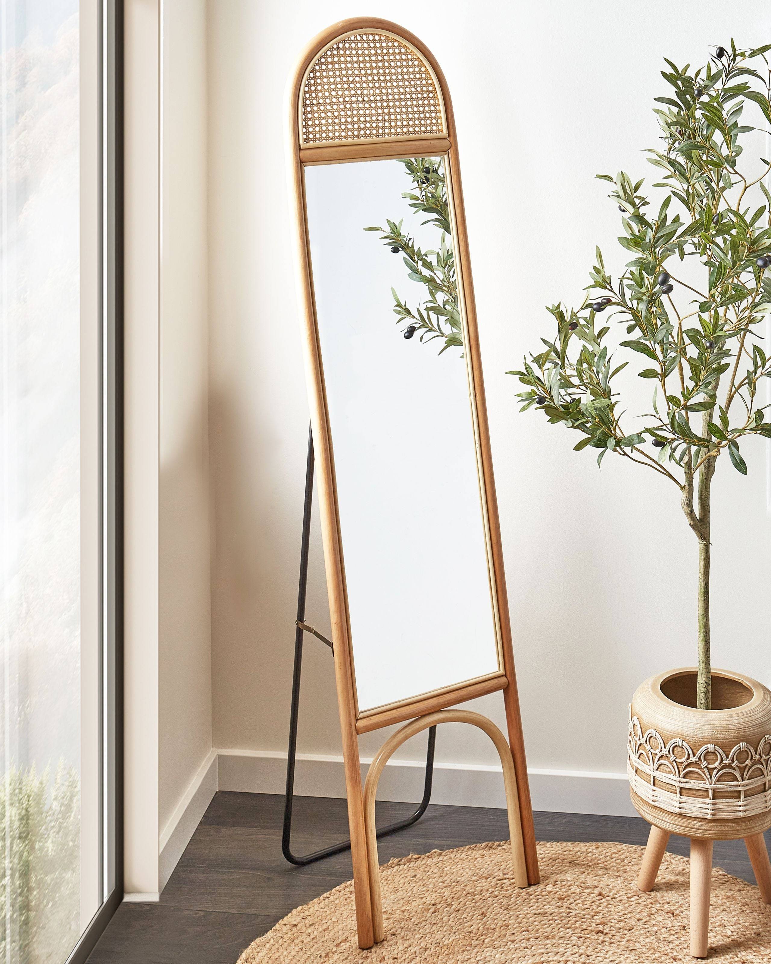 Beliani - Miroir sur pied Rotin Naturel BRUSSEY - Beliani - Image 1