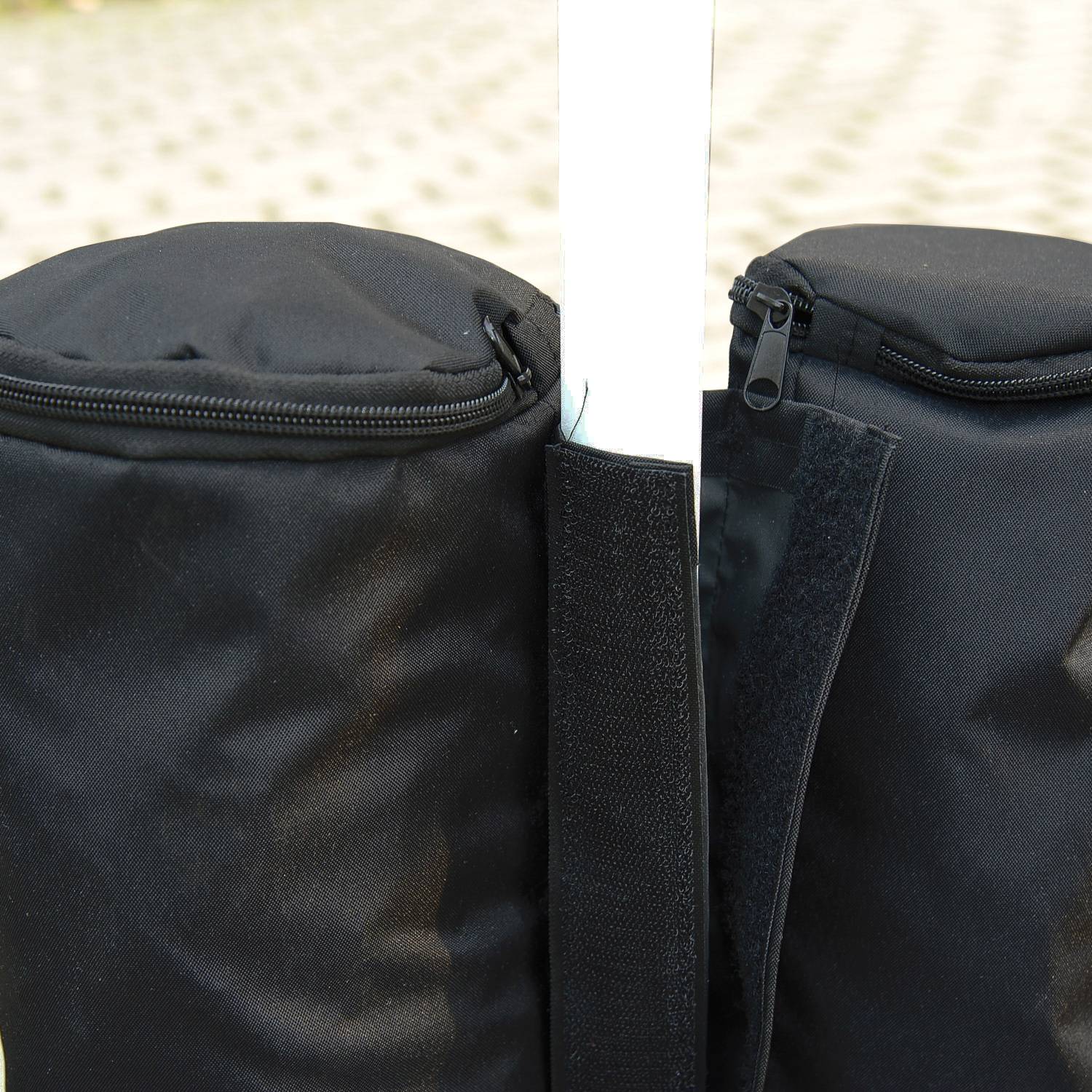 Homcom - Lot 4 sacs de lestage de fixation pour tonnelle parasol pavillon volume 15kg noir - HOMCOM - Image 8