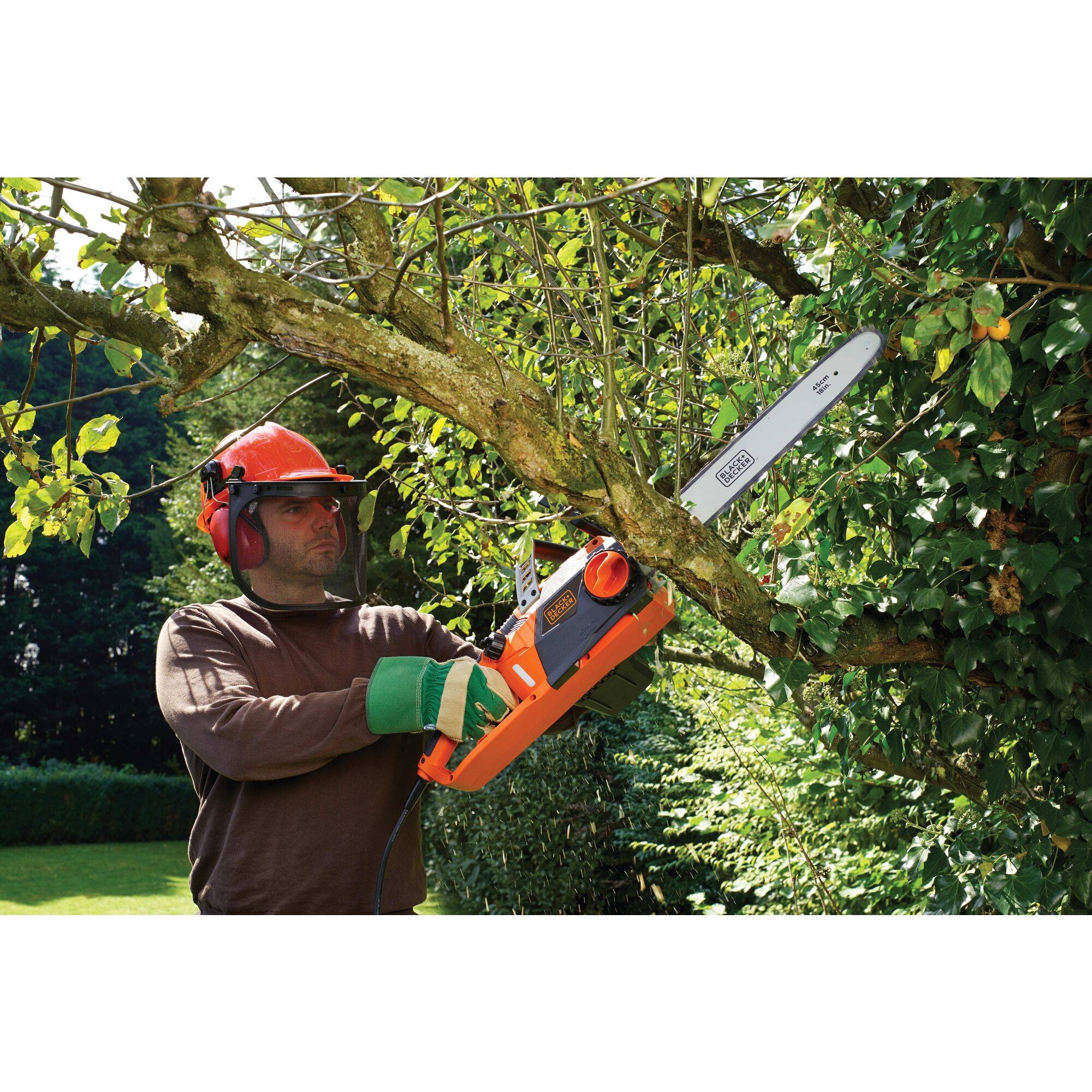 Tronçonneuse 45 cm - 2200 W - tendeur de chaîne sans outil BLACK+DECKER CS2245-QS - Image 2