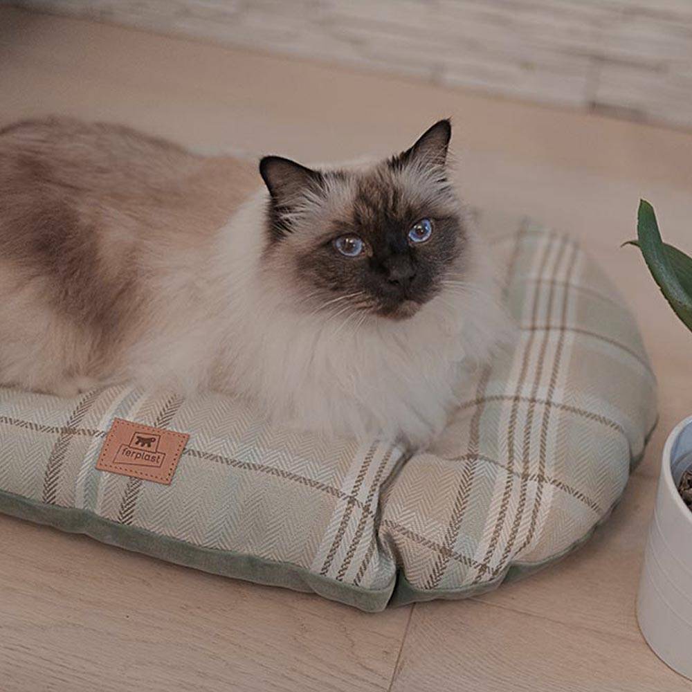 Ferplast - Coussin rembourré pour chiens et chats SCOTT 65/6, double-face, écossais, velours doux, lavable, Bleu - Image 4