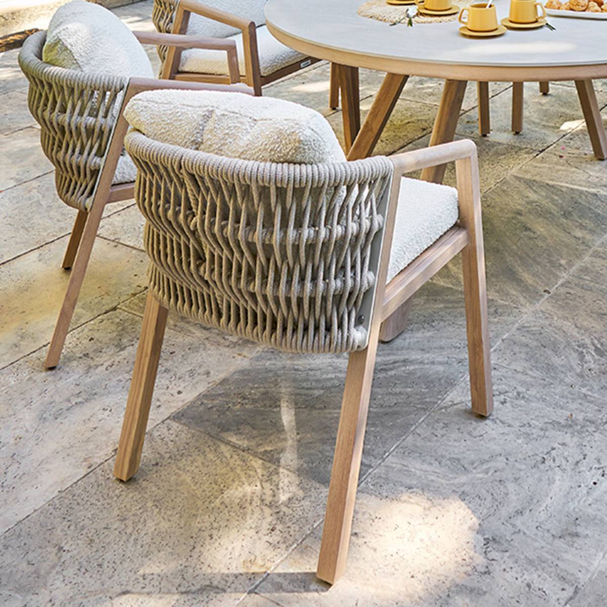 Hesperide - Fauteuil de jardin Mylore beige Hespéride - Image 1