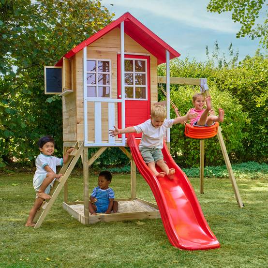Maisonnette modulable sur pilotis avec balcon, glissière et une balançoire COQUELICOT en bois FSC® - Image 1