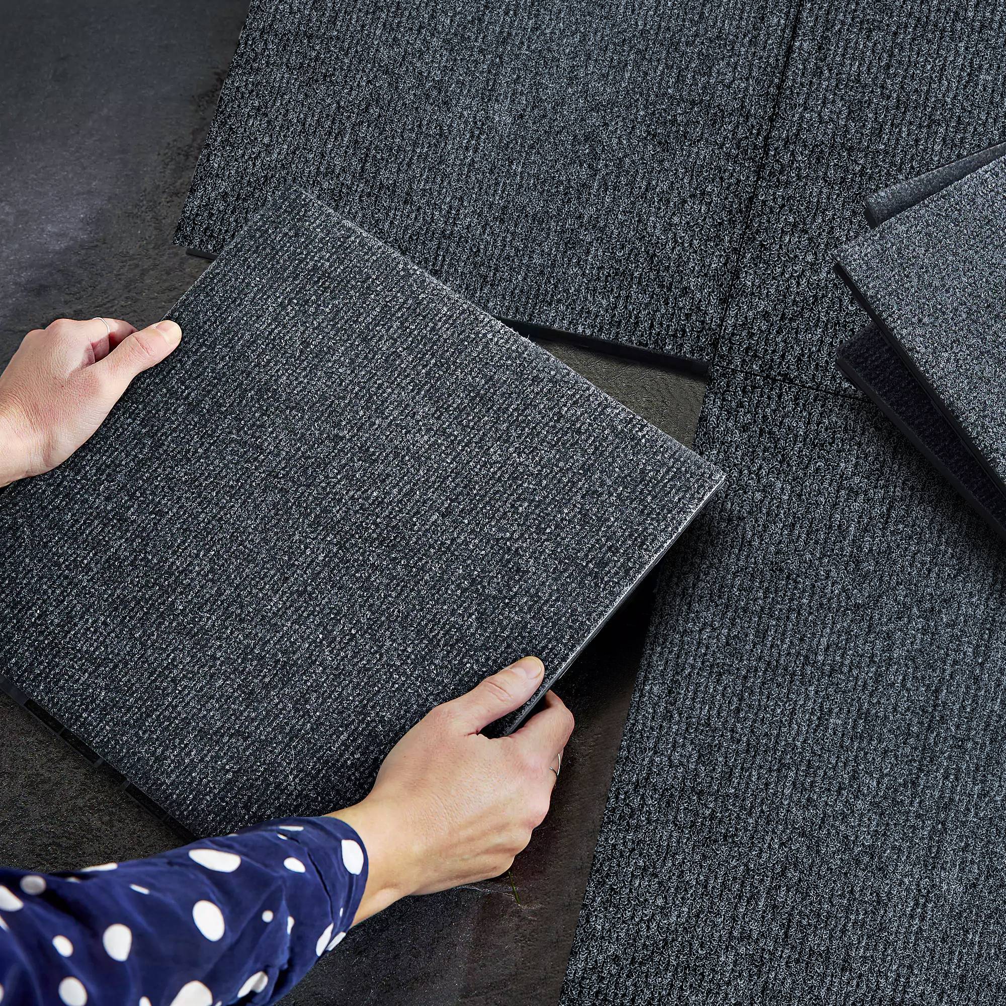 Dalles moquette extérieures clipsables polypropylène terrasse antidérapant 30x30 gris - ComfortXL Outdoor Living - Image 6