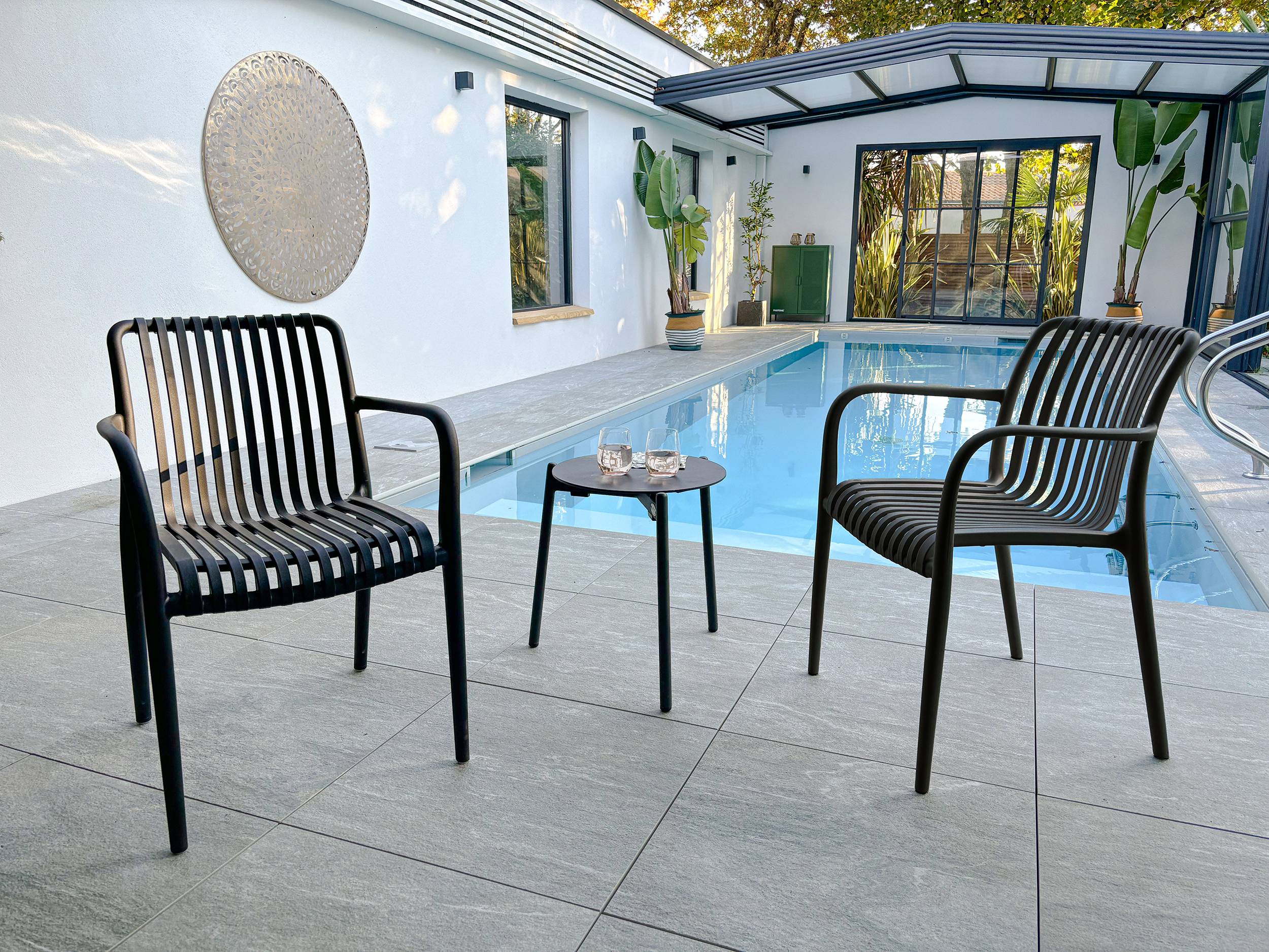 Fauteuil de jardin empilable en Polypropylène - Noir - TIAGO - Image 5
