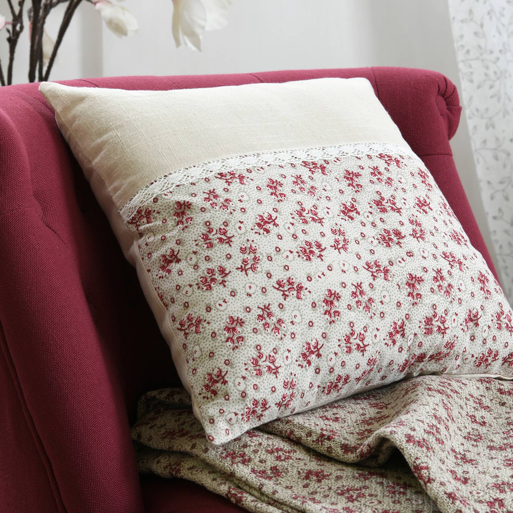 Lovely Casa - Coussin carré fleurs en coton - LOVELY CASA - Coton - Rose - Image 5
