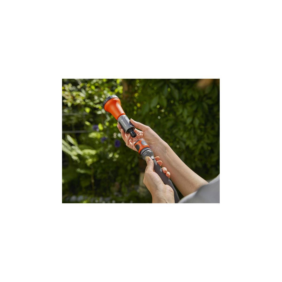 Gardena - Kit tuyau d'arrosage textile Liano™ 15 m avec support mural - Image 4