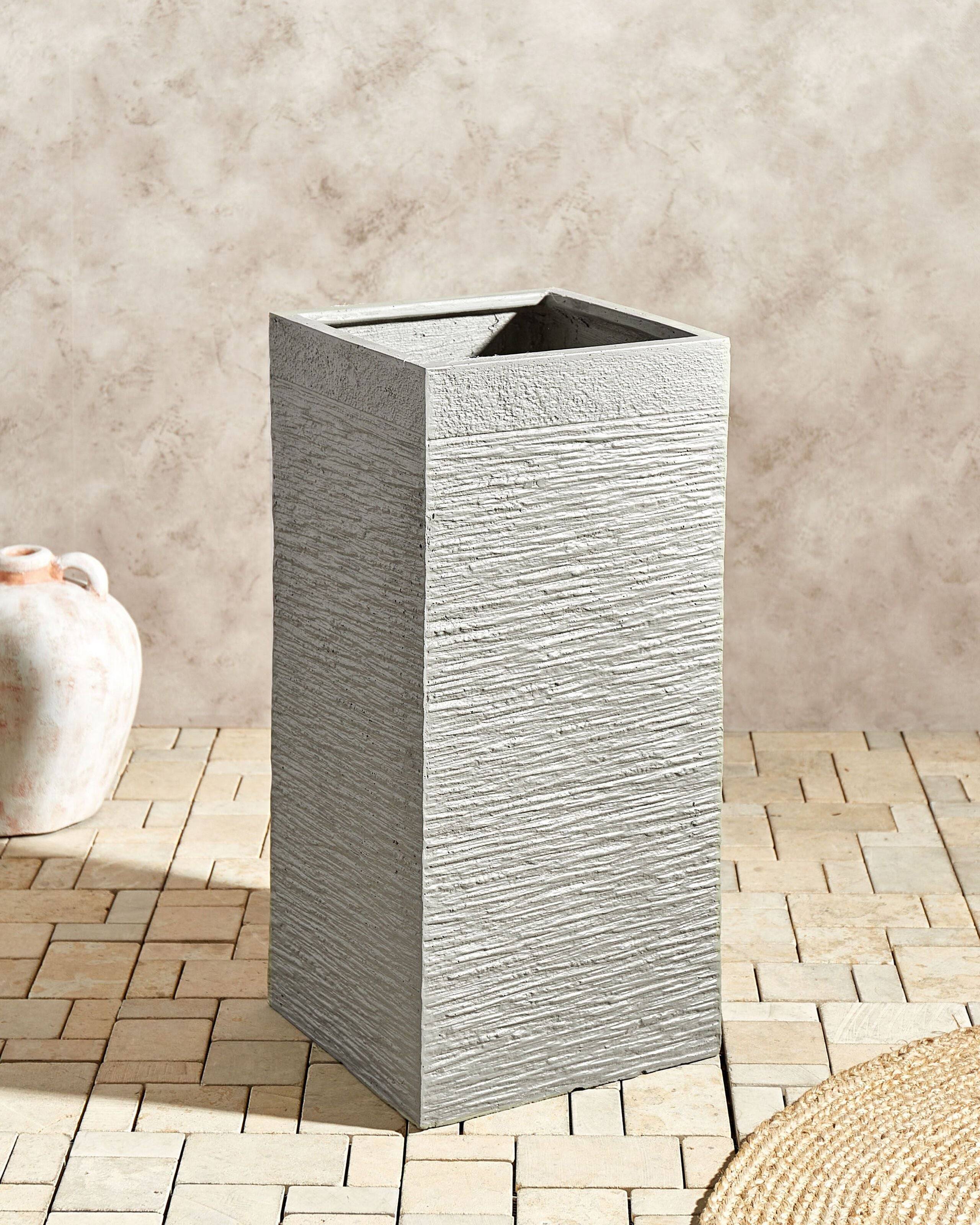Beliani - Cache-pot d'extérieur Fibre d'argile Gris clair DION - 33x33x70- Beliani - Image 1