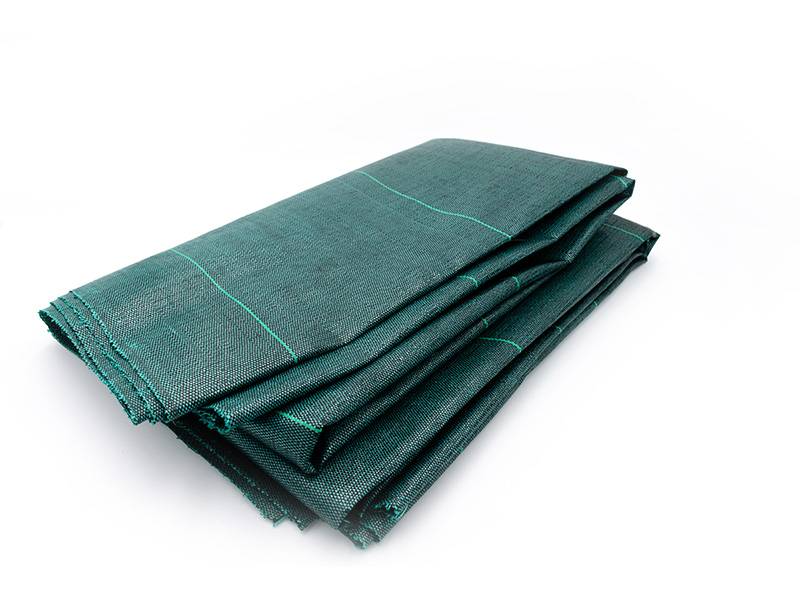 Maille Store - Kit : Toile de paillage 130g/m² verte + agrafes 130g/m² 1,25m x 10m Vert - Image 3