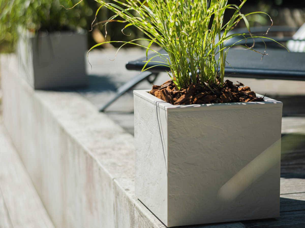 Eda - Jardinière carrée Volcania Up effet pierre 21 L - Beige calcaire - Eda - Image 2