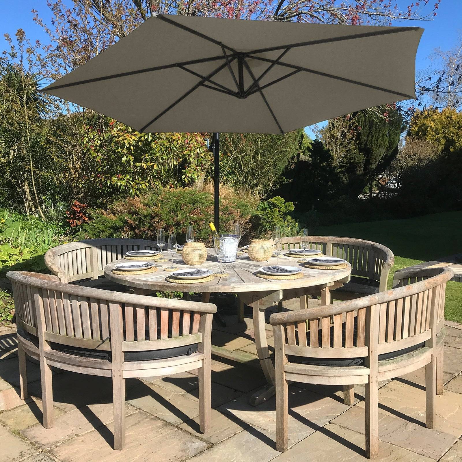 Monstershop - Parasol Cantilever Beige & Base Ronde - Image 4