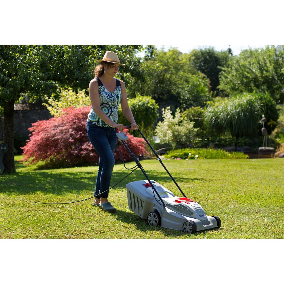 Ikra - Tondeuse électrique 1600W Largeur de coupe 38cm Tonte & Ramassage Pelouse, Tondeuse gazon Bac 45L IKRA - Image 2