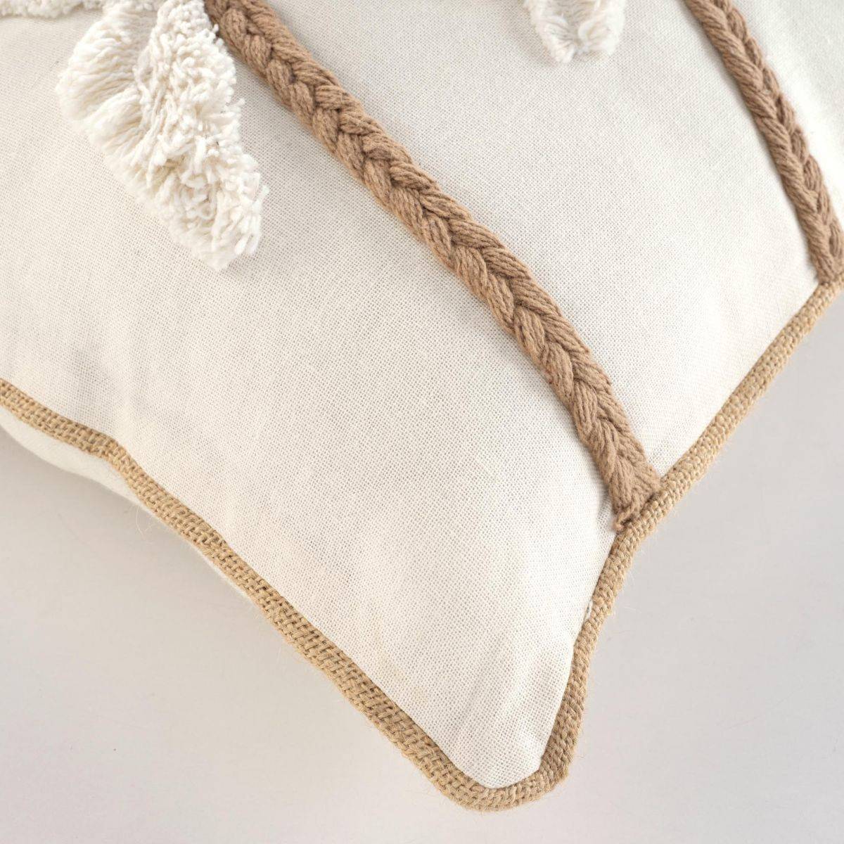 Coussin Déco Tufté "Sahara" 30x50cm Naturel - Image 3
