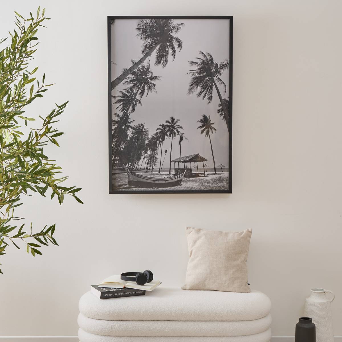 Atmosphera - Affiche encadrée Ayu noir et blanc 70x100cm - Atmosphera Créateur d'intérieur - Image 1