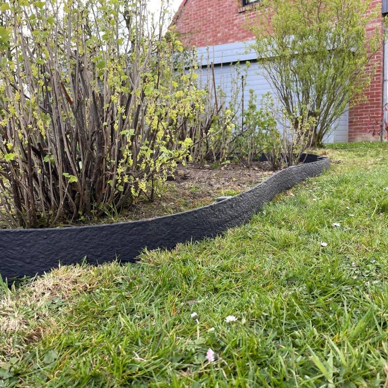 Pack Bordure de jardin flexible JARDINEX 20 m + 20 piquets - Noir  - Jardinex - Image 3
