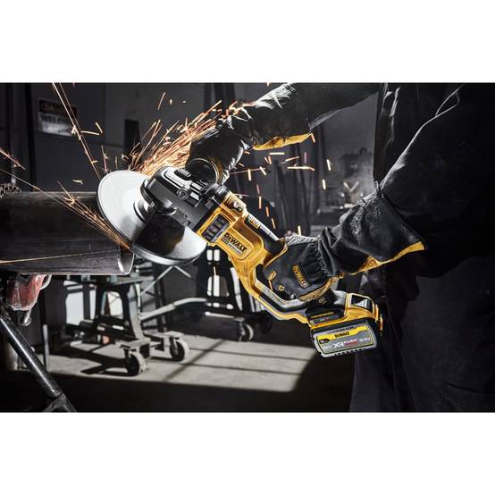 Meuleuse 230 mm XR FLEXVOLT 54V Brushless - DEWALT - 2 batteries 54V 3.0Ah - chargeur - coffret - DCG460X2-QW - Image 4