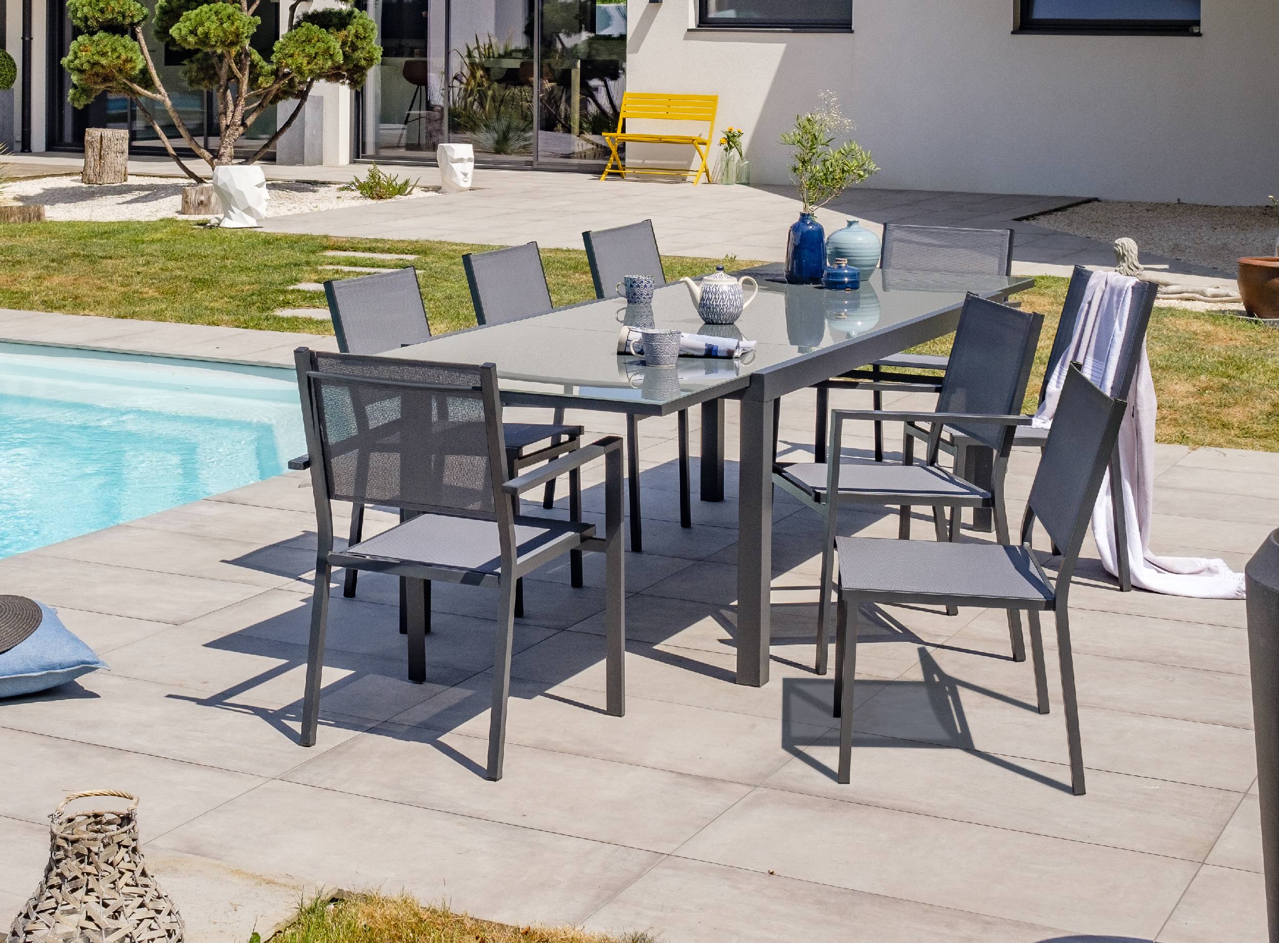 Dcb Garden - Ensemble repas 8 à 12 places en aluminium et plateau verre - Gris anthracite - TOLEDE - Image 1