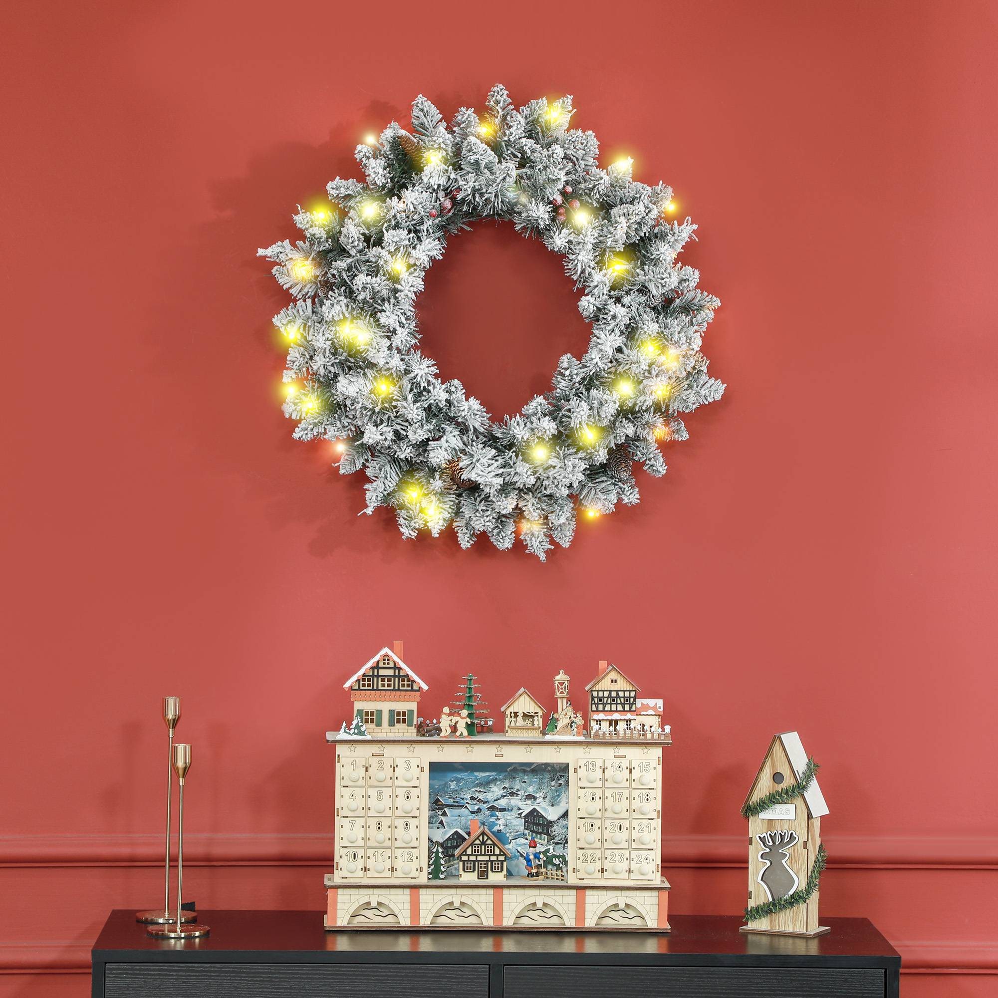 Sans Marque - Couronne de Noël porte artificielle 60 CM avec pommes de pin et grappes de baies, lumières LED et minuterie vert - Image 4