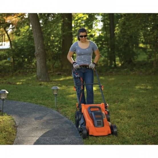Tondeuse a Gazon électrique 48cm LM2000-QS BLACK+DECKER - Fonction mulching, éjection latérale ou bac de ramassage souple 50L - Image 2