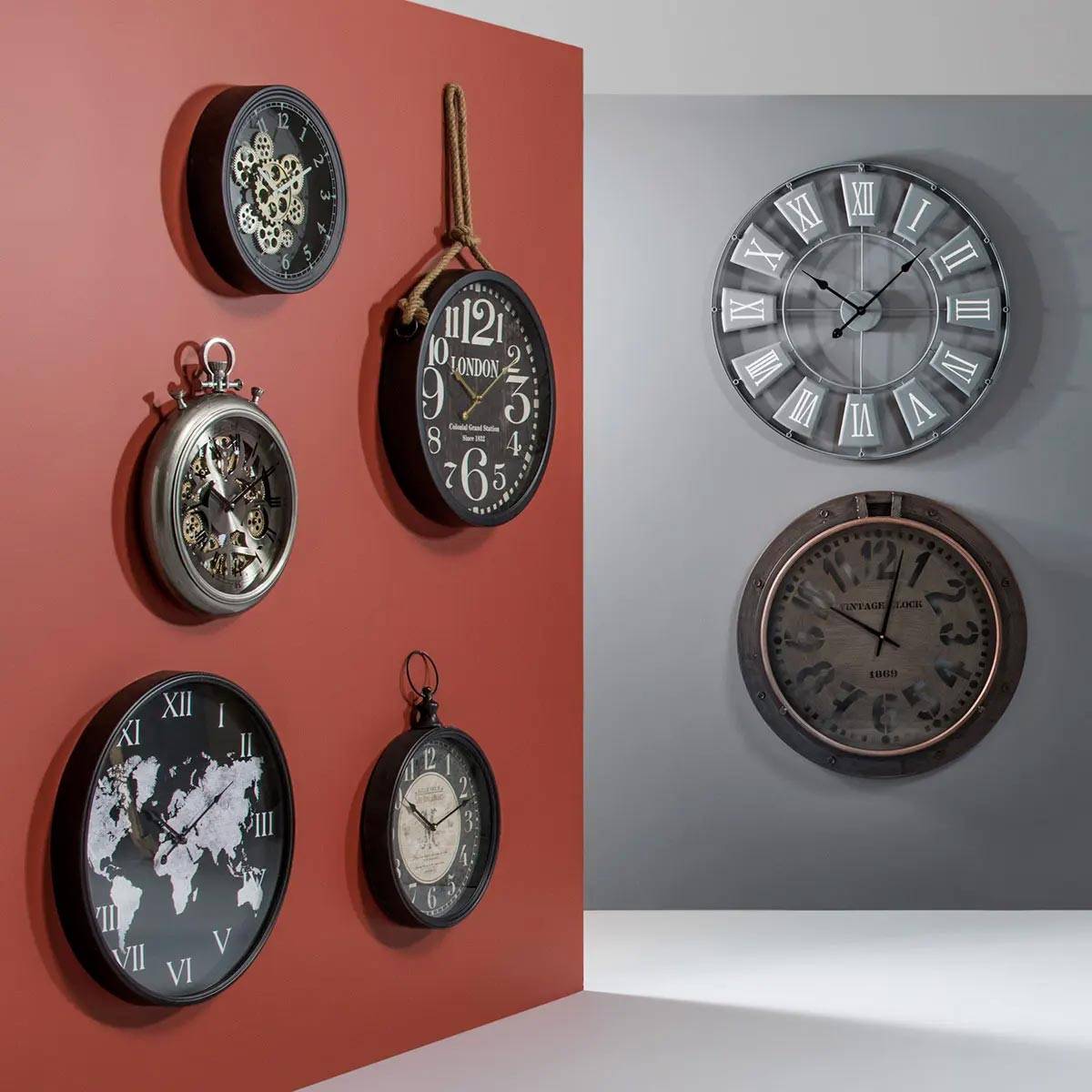 Pendule murale avec mécanisme en mouvement forme gousset D 40 cm - Image 4