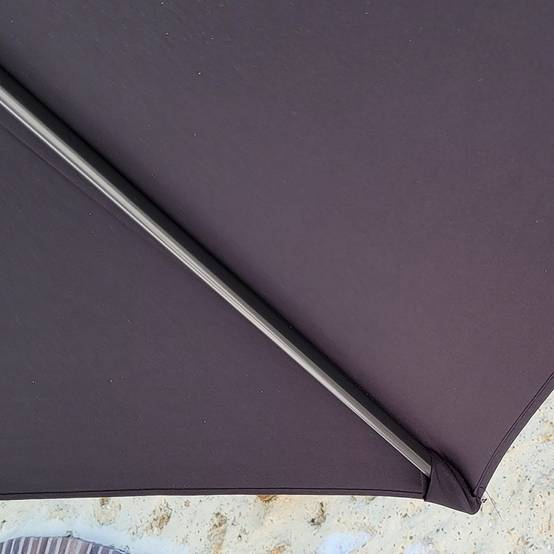Parasol noir en aluminium 350 cm Kalomo - Gecko Jardin - Image 4