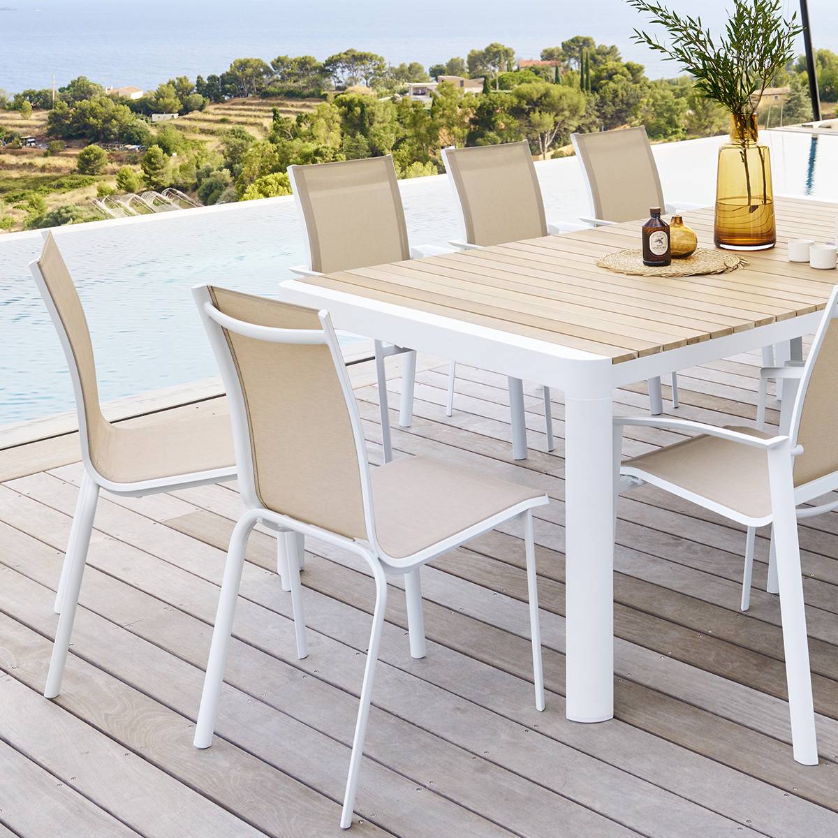 Hesperide - Chaise de jardin empilable "Axant" lin & blanc en aluminium traité époxy Hespéride - Image 1