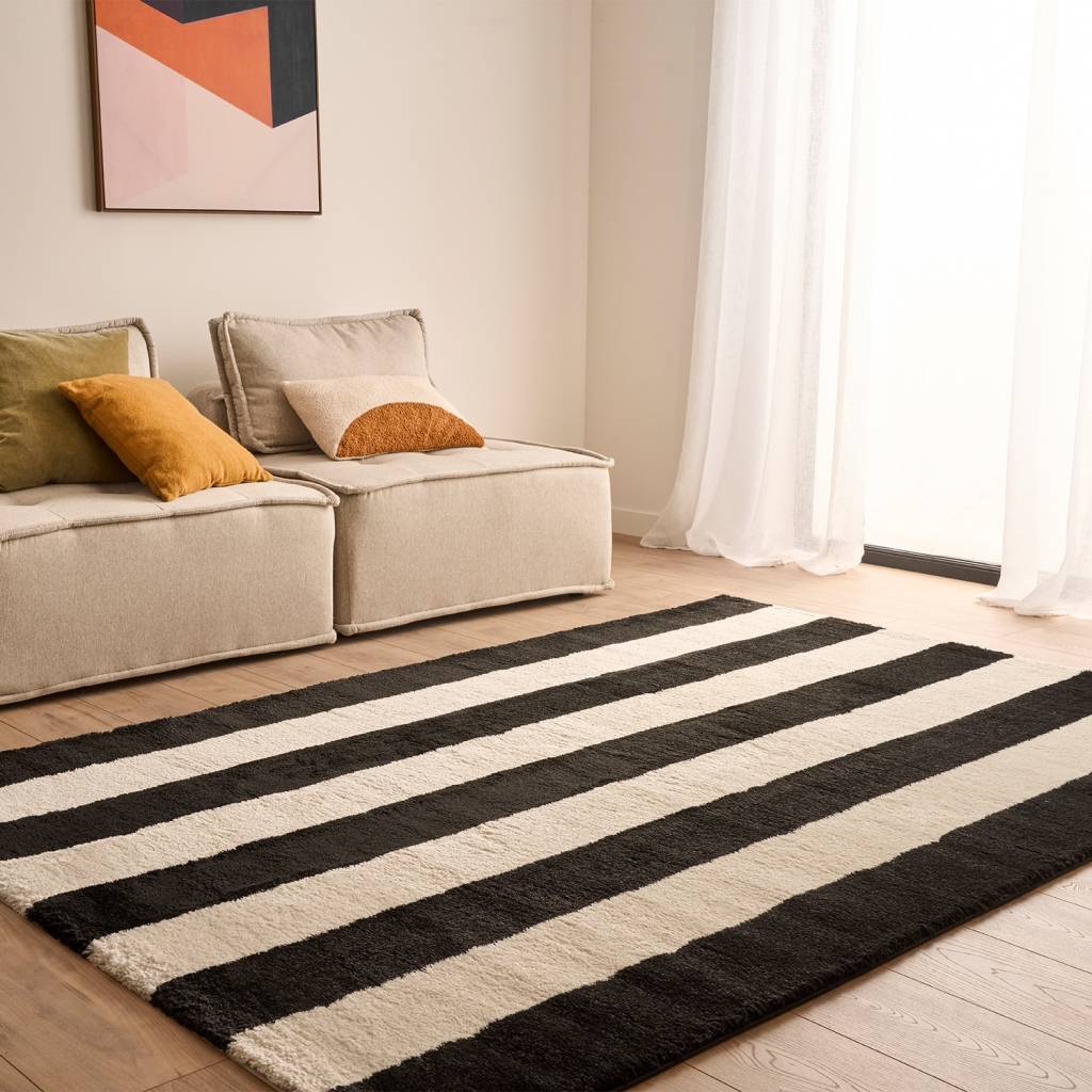 Tapis intérieur rayures noir et blanc 200x280cm - Pablo | sweeek - Image 1