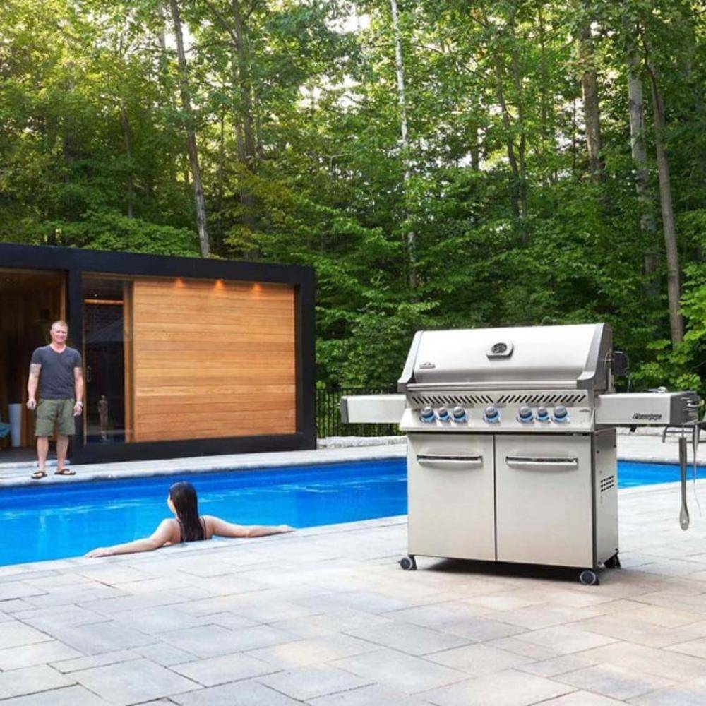 Napoleon - Barbecue gaz Napoléon Prestige Pro 665 SIBPSS 5 brûleurs + 1 latéral - Image 1
