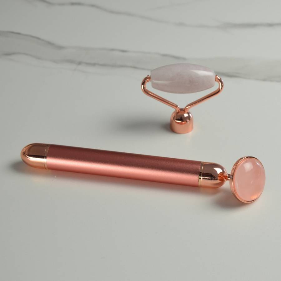 Masseur Visage Roller Pierre Quartz Rose Électrique – MicroVibration -Efficacité - Anti-Age - Stimule circulation sanguine - Sun&Sia - Image 3