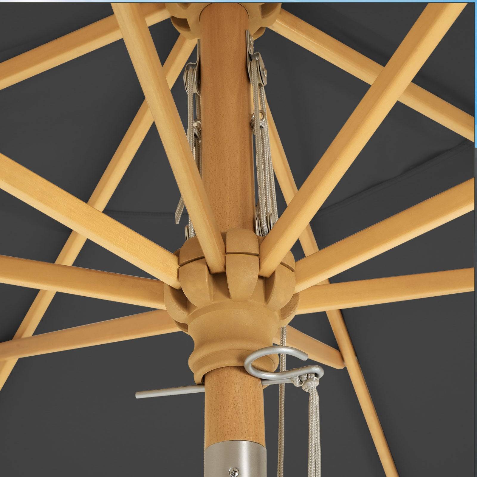 Helloshop26 - Parasol 3 m ombrelle octogonal protection solaire anti-uv UPF50+ mât et baleines en bois inclinable sans socle pour terrasse balcon jardin gris - Image 3
