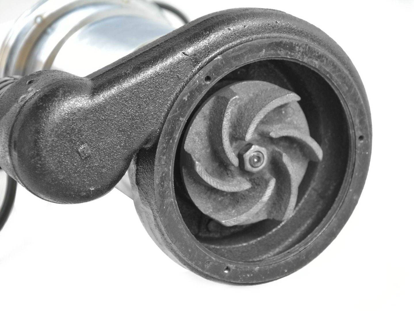 Entrepotbrico - Pompe 550W Pour Eaux Sales Avec Broyeur En Nickel Et Flotteur - Image 4