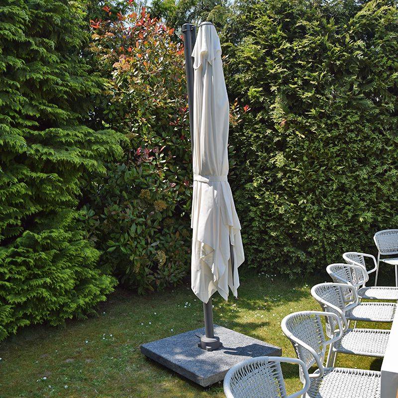 Parasol déporté écru 3x3 m Celestia - Gecko Jardin - Image 3