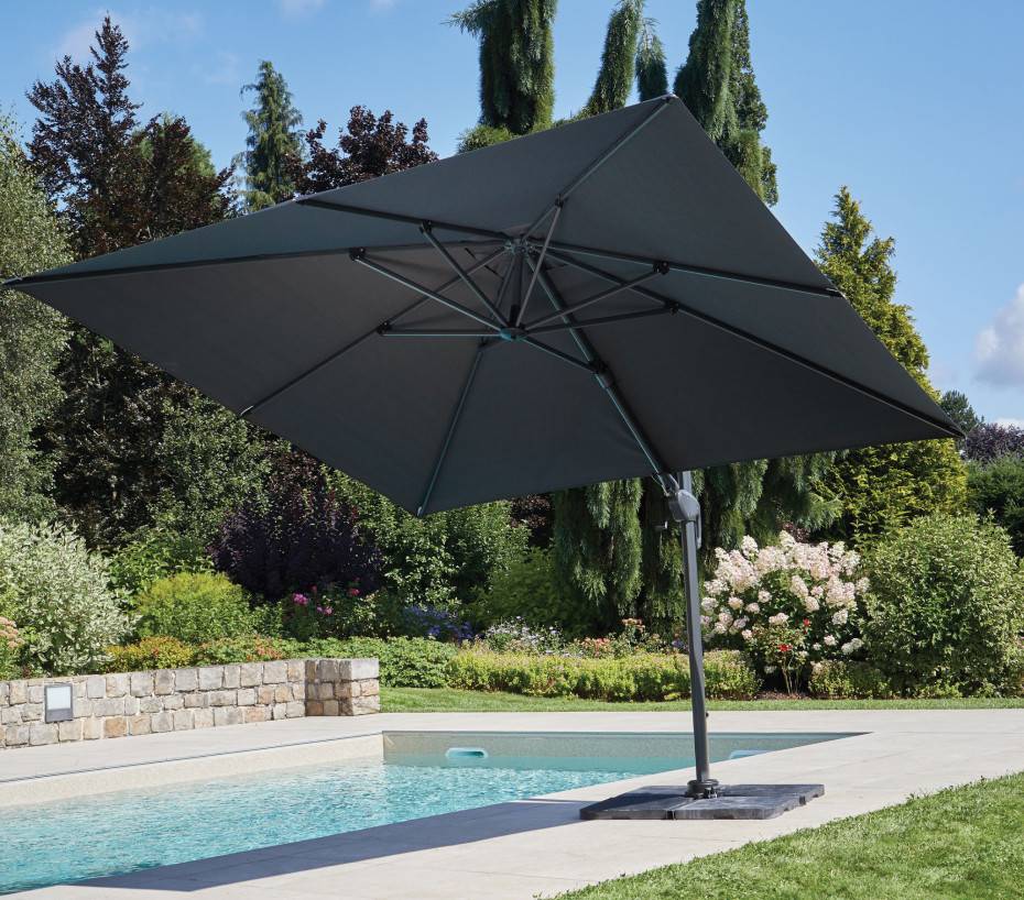 Parasol déporté 3x3m double inclinaison  gris anthracite  EMERAUDE